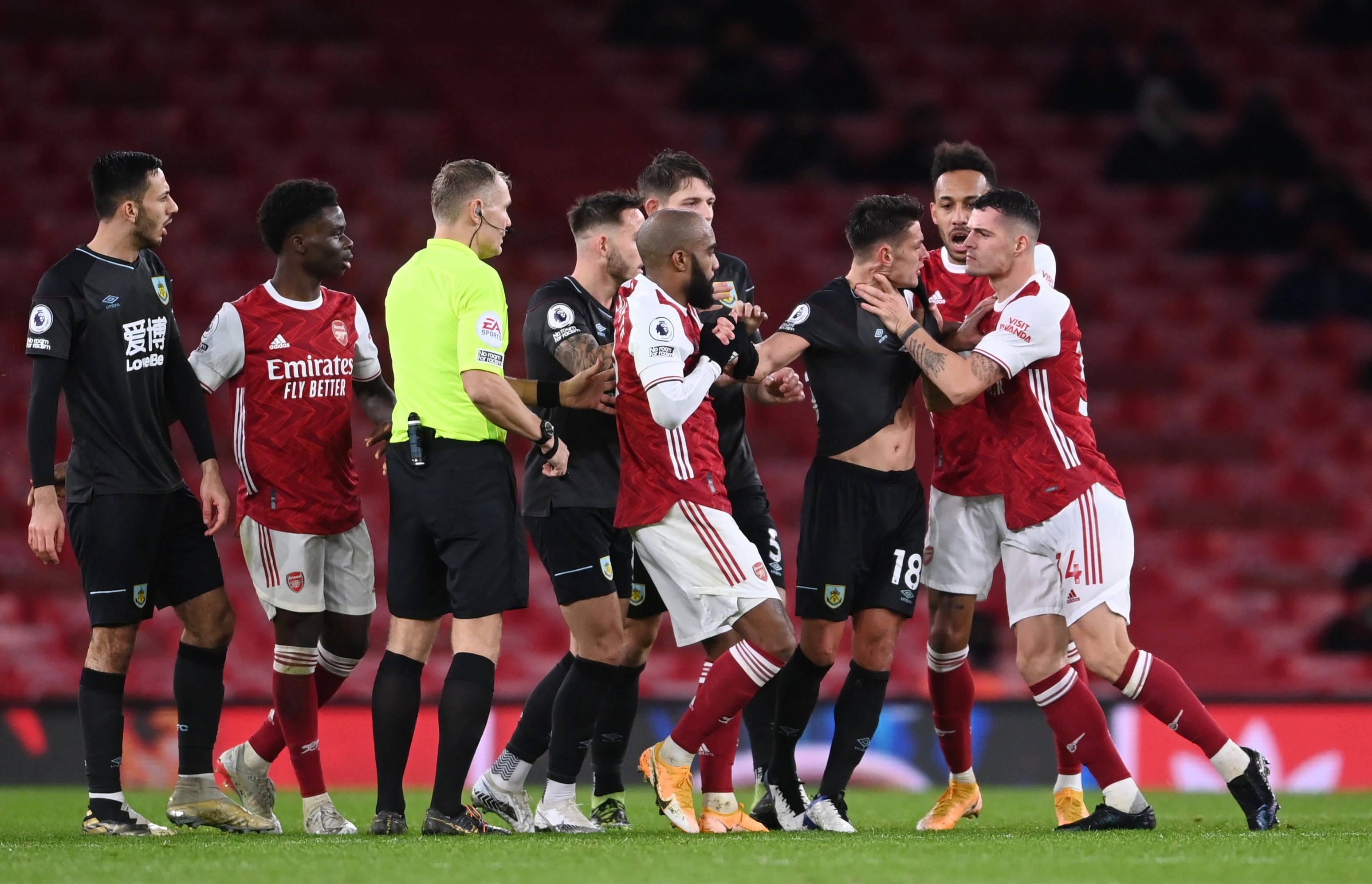 志着其迈入 志着其迈入